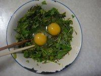 常吃不腻的香椿炒鸡蛋的做法图解三