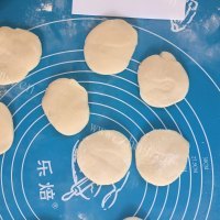 诱人的紫薯奶酪饼做法图解5)