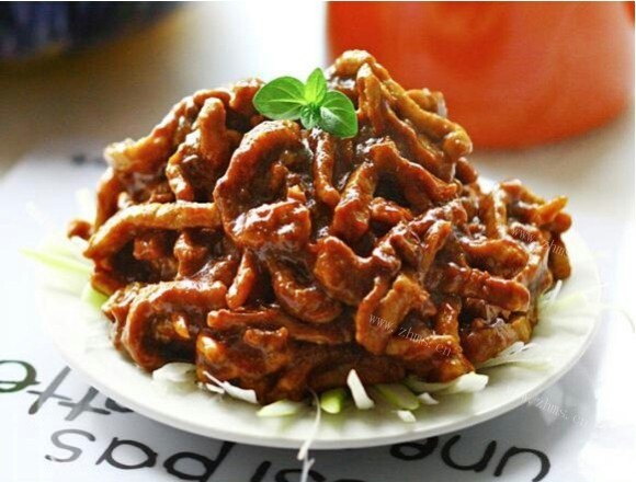 垂涎欲滴的京酱肉丝