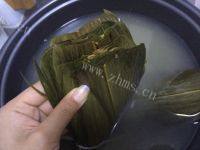 好吃的红豆花生粽子做法图解7)
