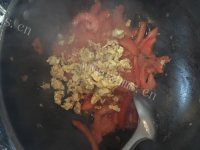 美味的番茄鸡蛋拌面做法图解3)
