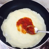 诱人的鸡蛋卷饼做法图解7)