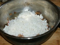 香浓的美味竹筒饭做法图解5)