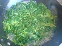 家常菜蒜蓉菠菜做法图解3)