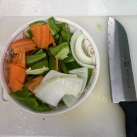 回味无穷的肉段烧茄子做法图解2)