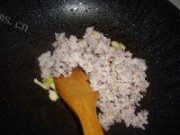 「美味可口」辣白菜炒饭做法图解6)