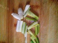 家常菜猪肉焖土豆做法图解5)
