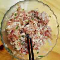 q弹的黄金灿灿米饭肉球球做法图解4)