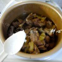 美味的花胶鸭汤的做法图解六