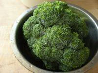 齿颊留香的蚝油西兰花做法图解1)