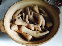 好吃的砂锅酱鸡手做法图解6)