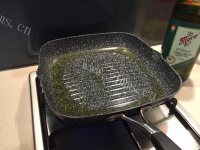 特下饭的惠灵顿牛排做法图解4)