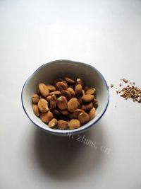 诱人的核桃黑芝麻糊做法图解2)