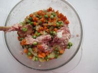 自制鸡蛋蒸肉饼做法图解7)