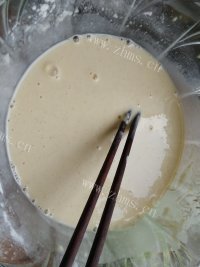 色香味俱全的炸蘑菇做法图解5)