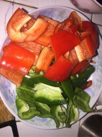 美味的杏鲍菇辣炒肉片做法图解4)