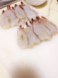 美味的黄金炸虾做法图解1)