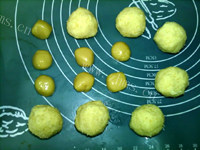 自制广式椰蓉月饼做法图解8)