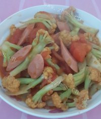 家常菜番茄炒菜花