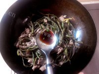 家常菜干豆角炒肉做法图解5)