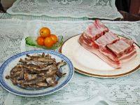 香甜笋干红烧肉做法图解1)