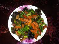 「自创」蒜薹炒肉
