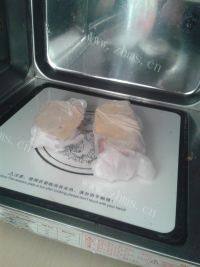 简单的微波烤红薯做法图解4)