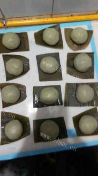 自制蒿子粑粑做法图解12)