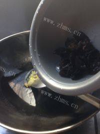 木耳清炒花菜「原创」做法图解7)