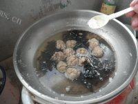 营养的紫菜肉丸汤做法图解8)