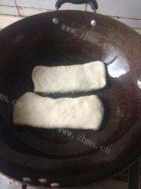 简易的韭菜猪肉馅饼做法图解13)