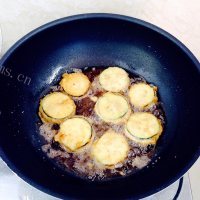 香酥茄盒做法图解12)