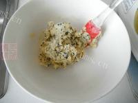 自制黑芝麻饼干做法图解8)