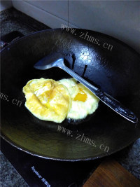 美味营养的番茄炒蛋做法图解4)