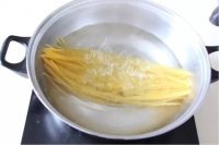 喷香的意大利面做法图解3)