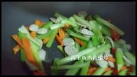 美味的三丝手工莜面条做法图解4)