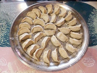 美味的荠菜猪肉饺子做法图解9)