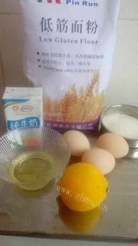营养早餐巧克力蛋糕卷做法图解2)
