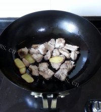 诱人的红烧排骨做法图解4)