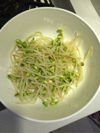 水煮牛肉做法图解2)