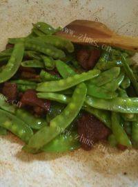 家常菜肉炒扁豆做法图解7)