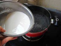 自制豌豆凉粉做法图解3)