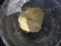 自制香煎红薯饼做法图解4)
