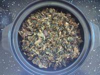 色味俱全的梅干菜蒸排骨做法图解5)