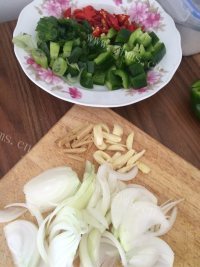 唇齿留香的洋葱炒牛肉做法图解1)
