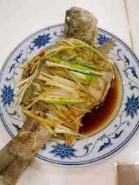 家常菜清蒸鲈鱼