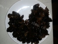 美味的芥末木耳做法图解2)