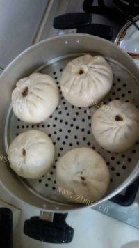 自己做的香菇肉包做法图解6)