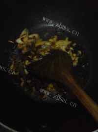 色香味俱全的水煮肉片做法图解5)