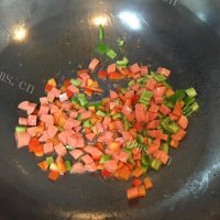 香气浓郁的香煎土豆饼做法图解4)